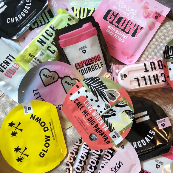 PINK Victoria's Secret Other - 🦄🍭🍦FREE GOODIES!!🍦🍭🦄